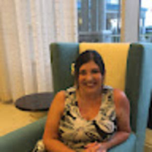 Meet your Posher, Stefanie